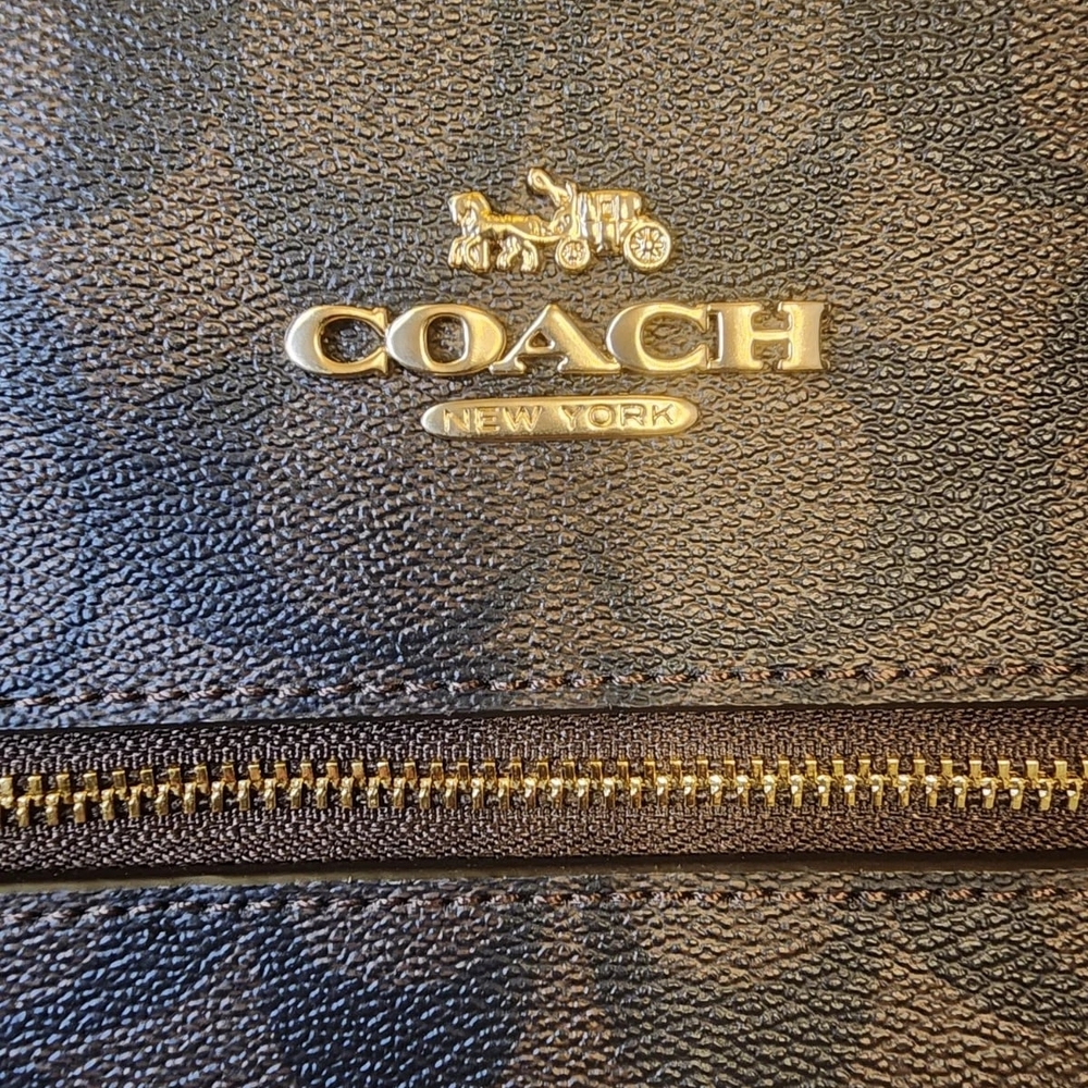 Coach Brown and Red Crossbody Bag - Picture 15 of 15